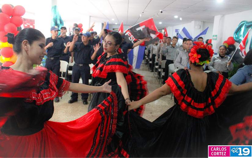 BOMBEROS