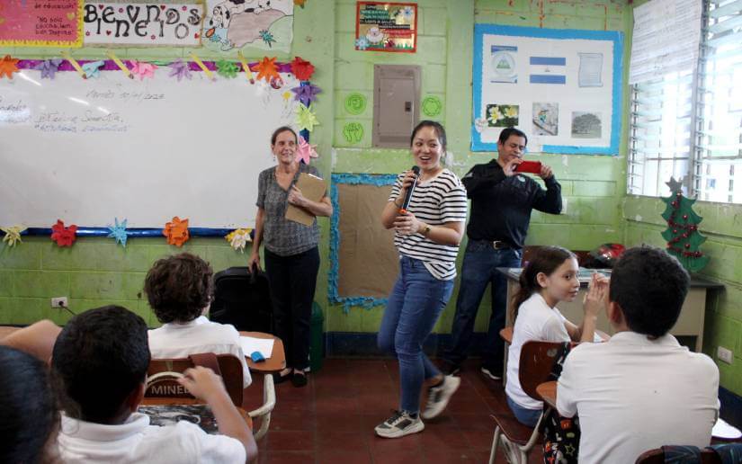 charla