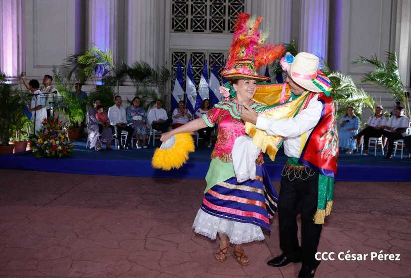 huipil