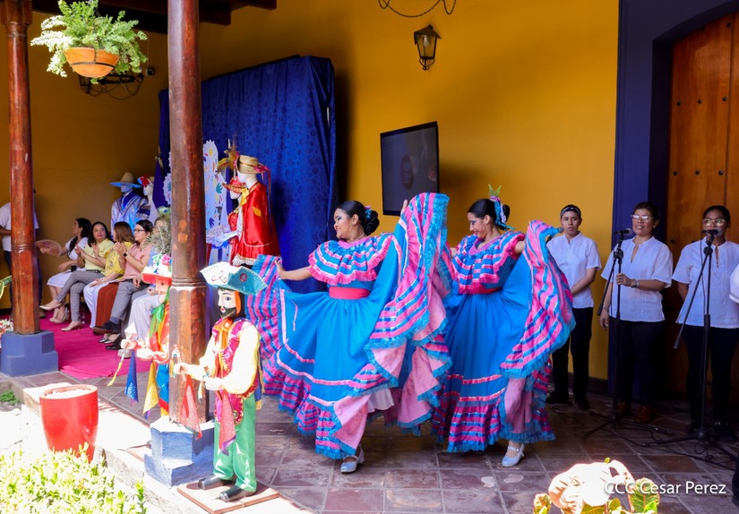 HUIPIL