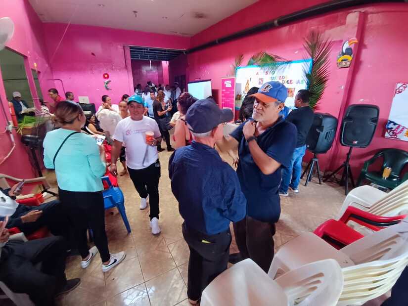 ADULTOS