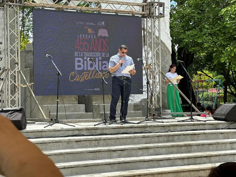 BIBLIA
