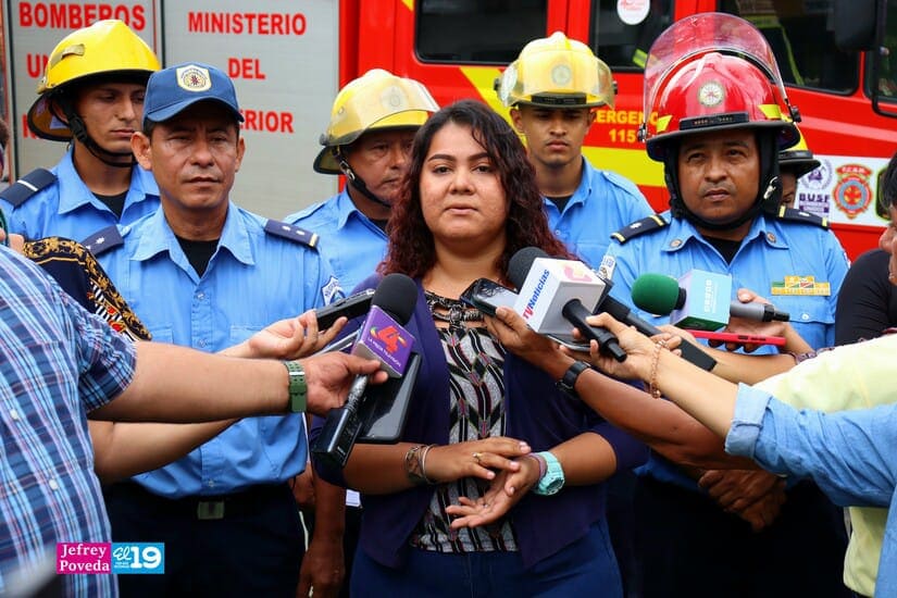BOMBEROS