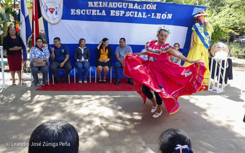 ESCUELA23
