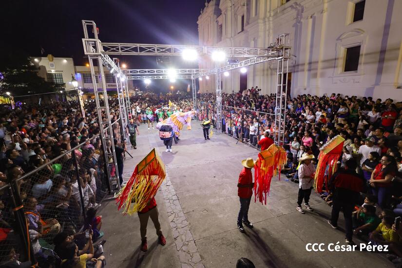 GIGANTONA-(19)