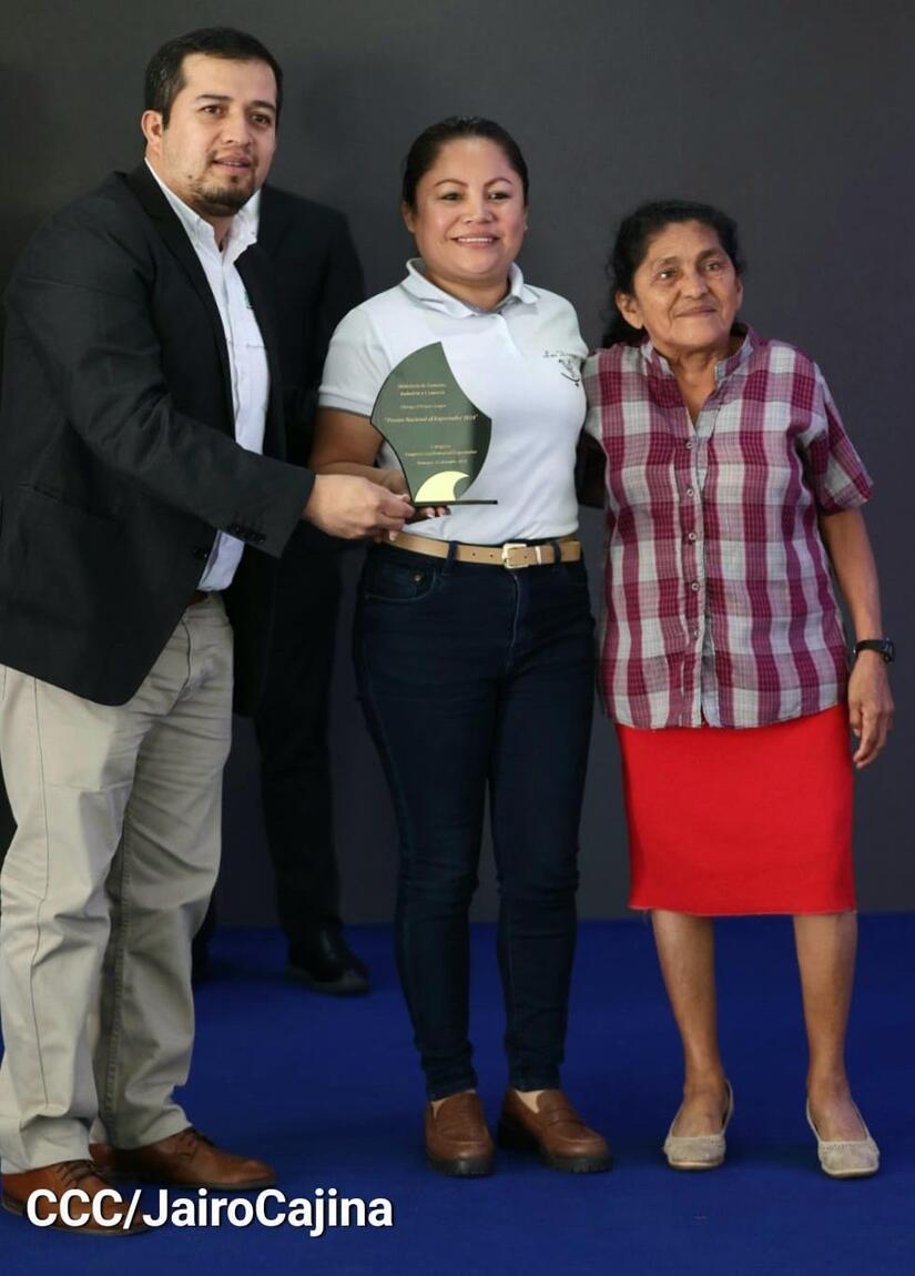 PREMIO2