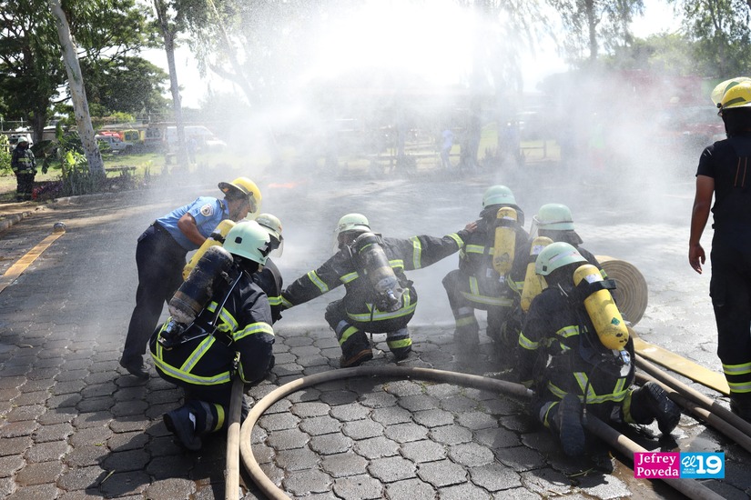 BOMBEROS9