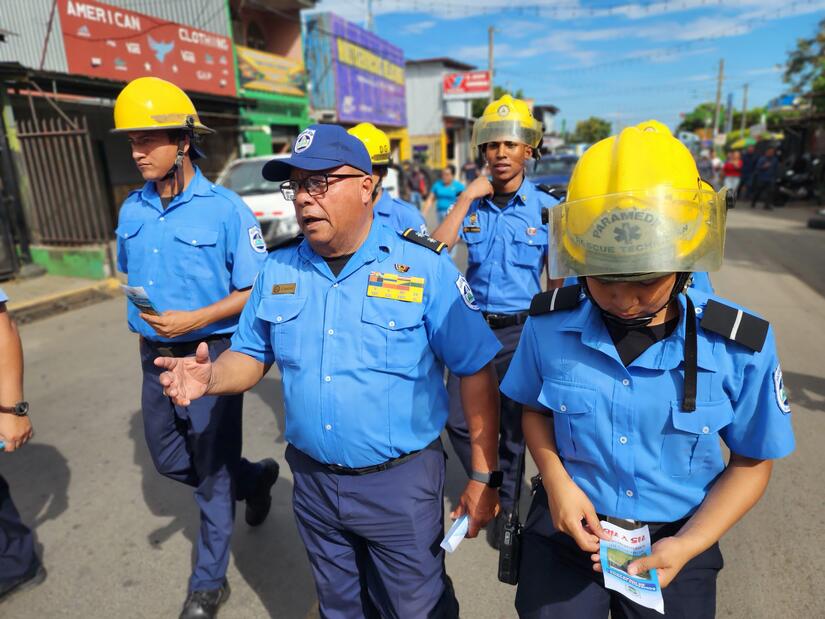 BOMBEROS6