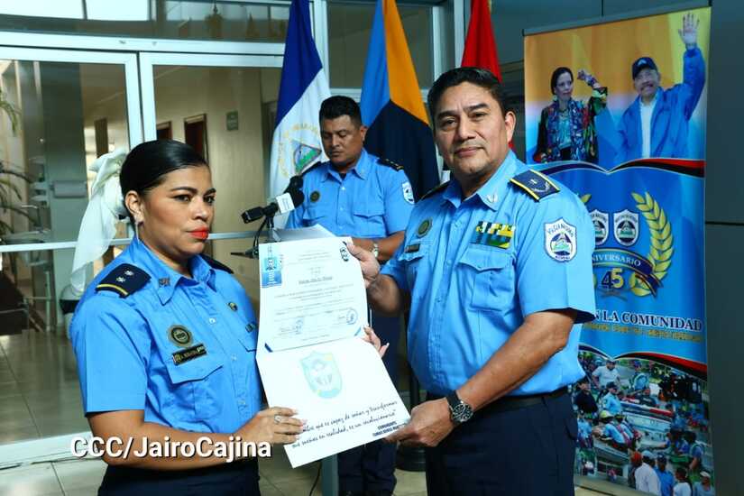 POLICIA23
