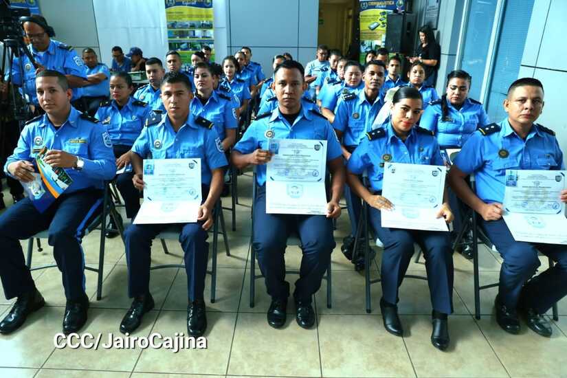 POLICIA9