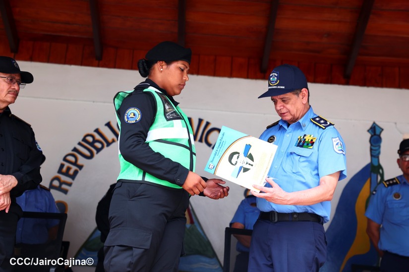 POLICIA