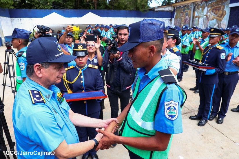 POLICIA