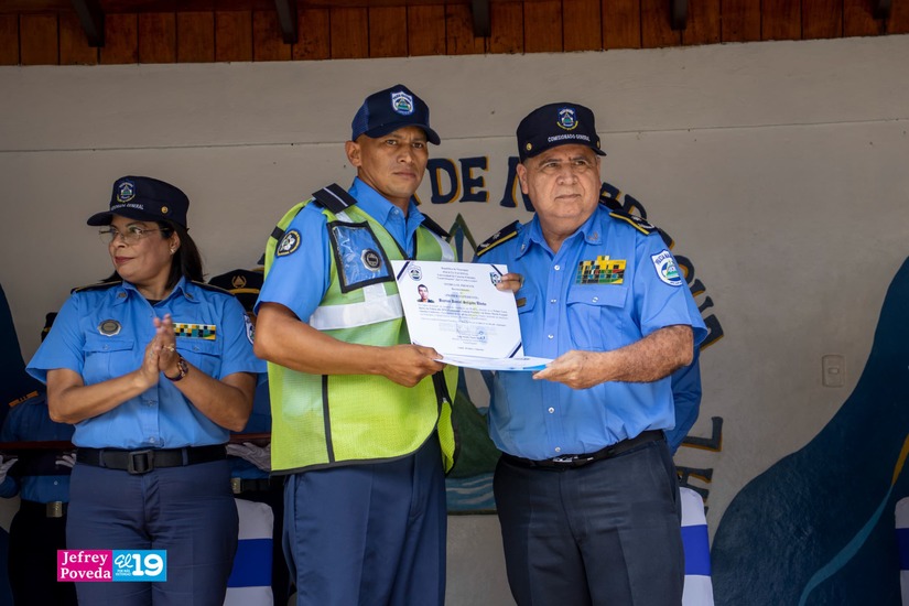 POLICIA