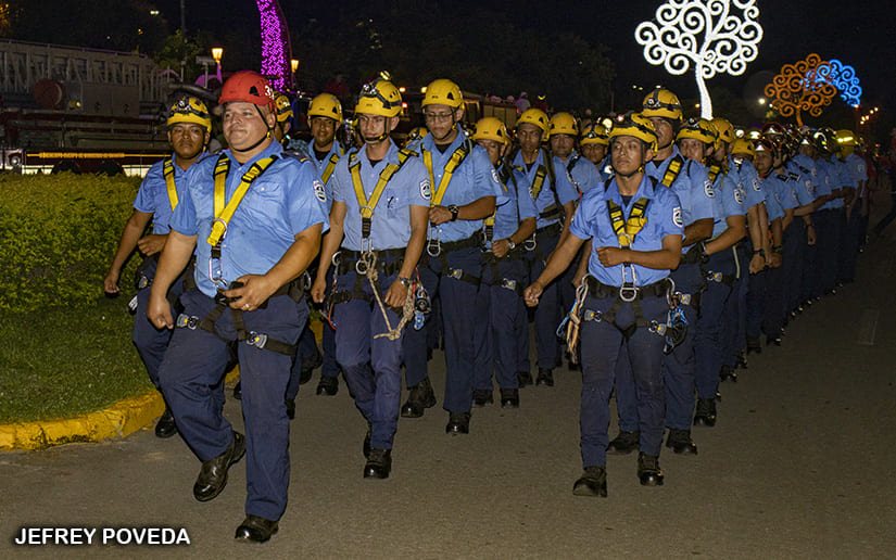 BOMBEROS