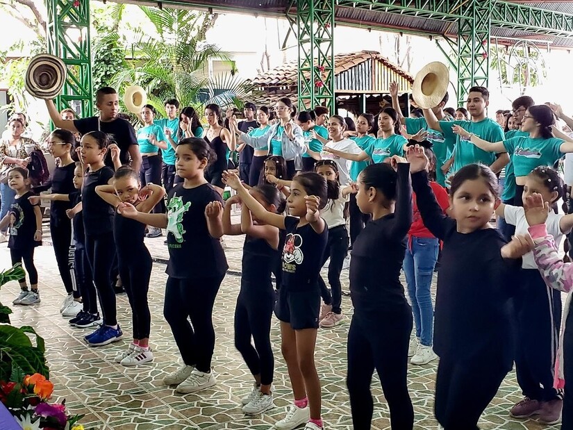 DANZA