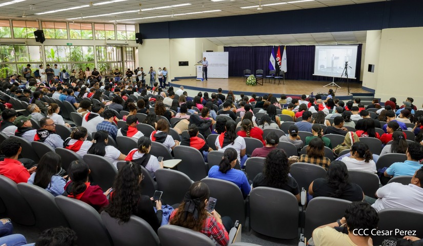 CONFERENCIA13