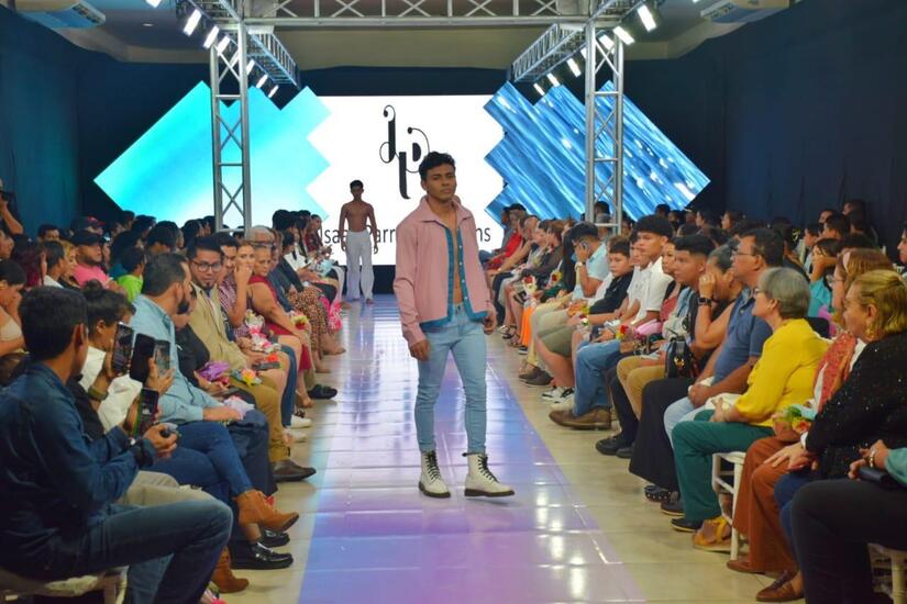 MODA-(18)