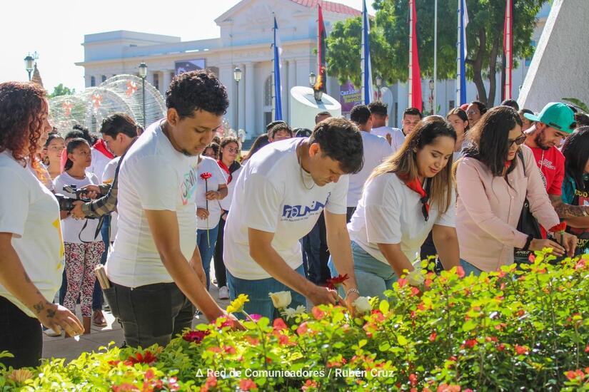 FLORES8