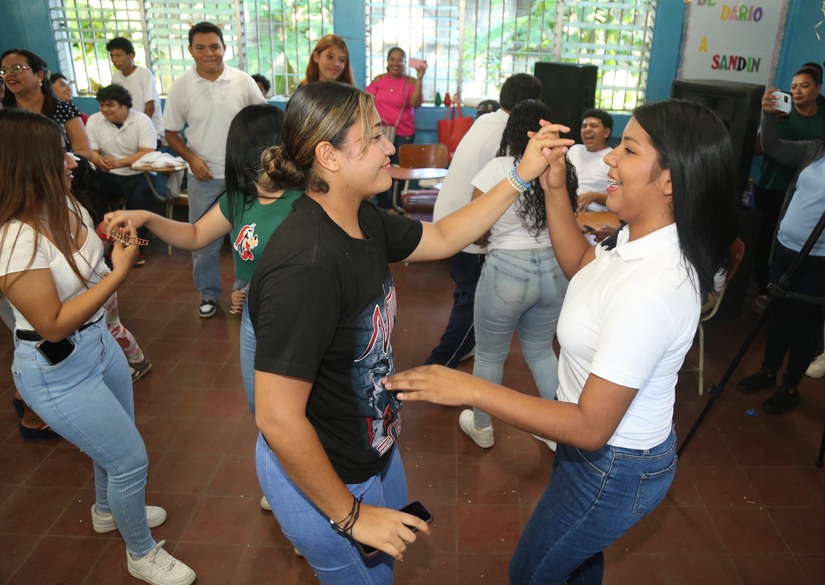 ESCUELA14