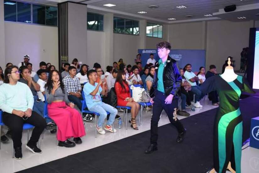 PASARELA6