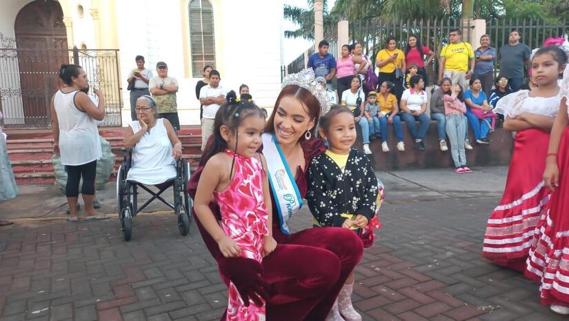 REINAS-(4)