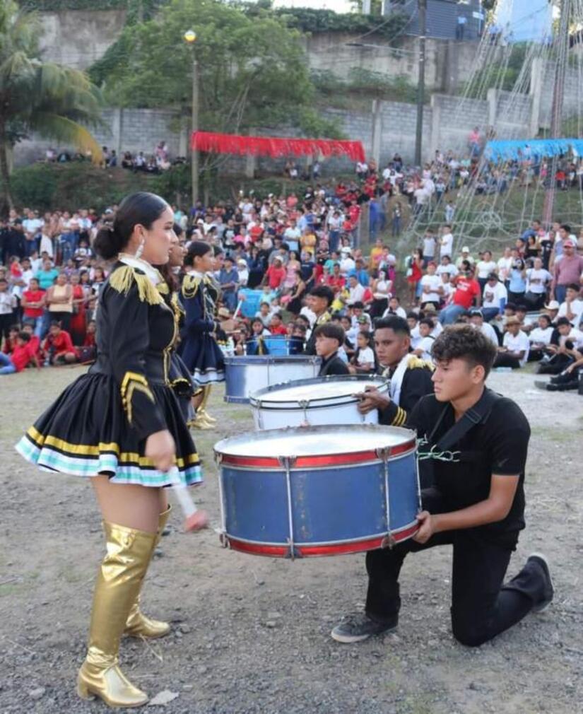 SIUNA-(2)