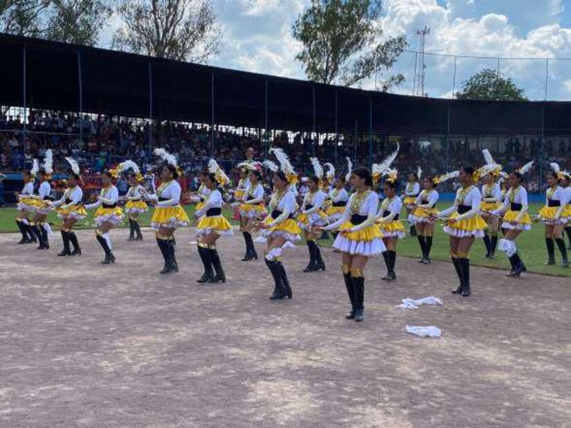 BANDAS4