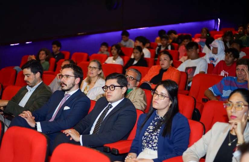 CINE6