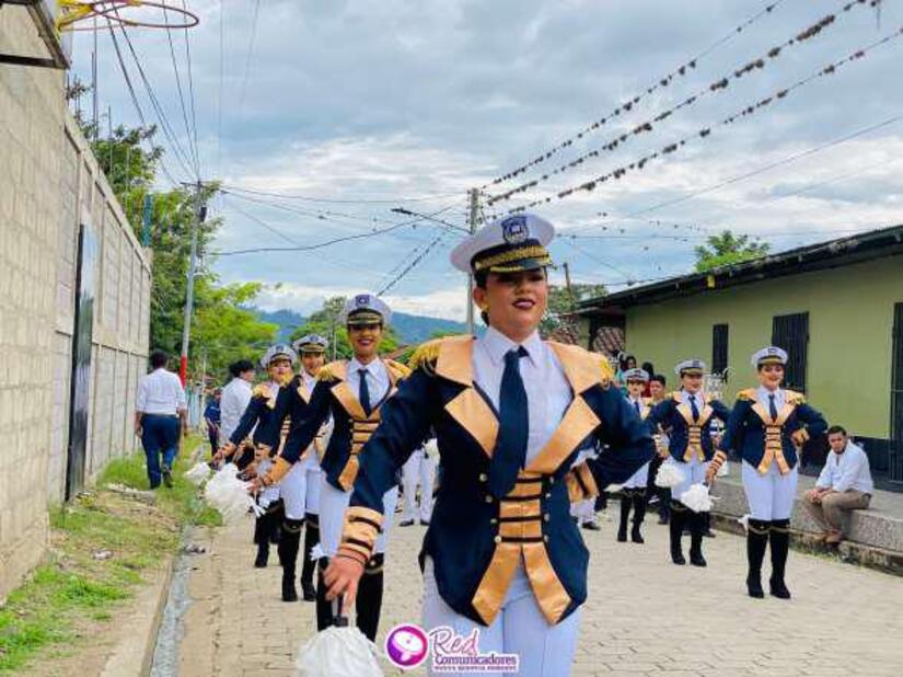 BANDAS10