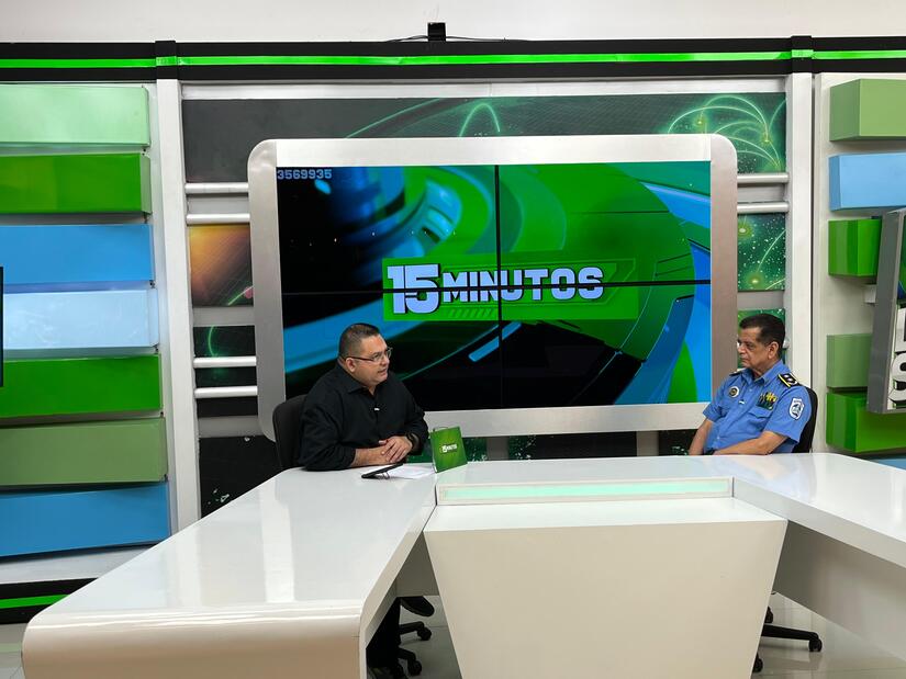POLICIA9