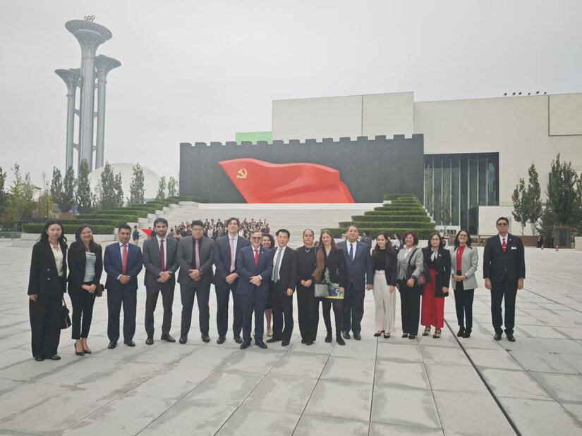 CHINA3