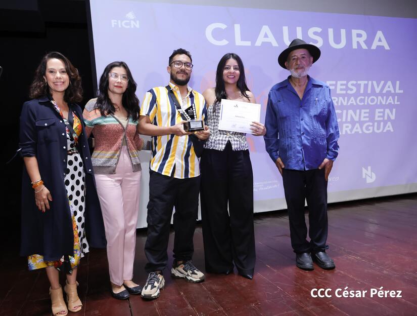 CINE-(11)