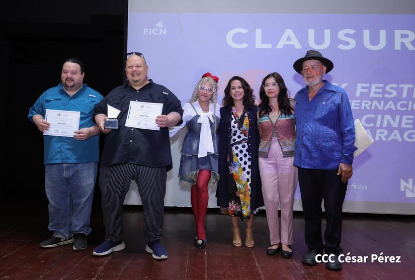 CINE-(19)