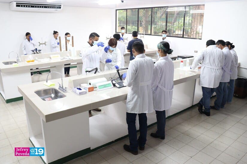 LABORATORIO7
