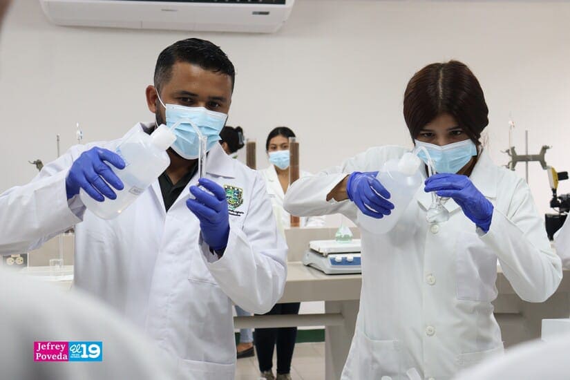 LABORATORIO8