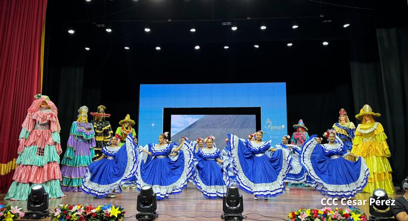 REINAS