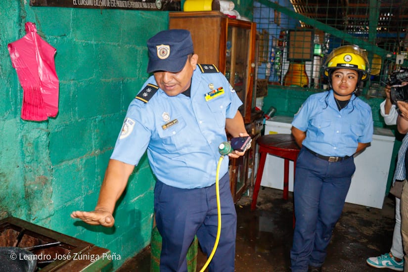 BOMBEROS1