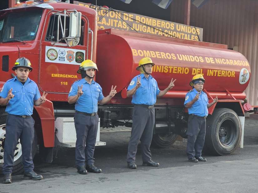 BOMBEROS-(11)