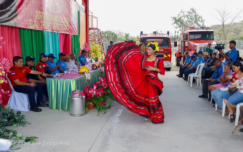 BOMBEROS15