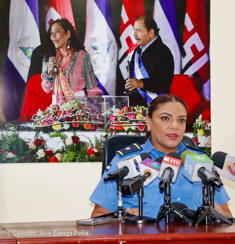 POLICIA4