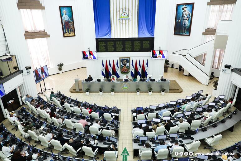 ASAMBLEA3