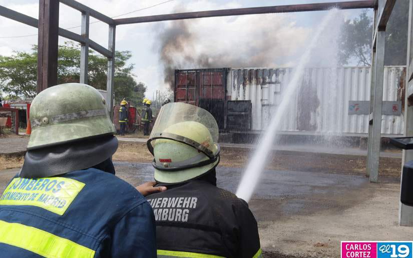 BOMBEROS8