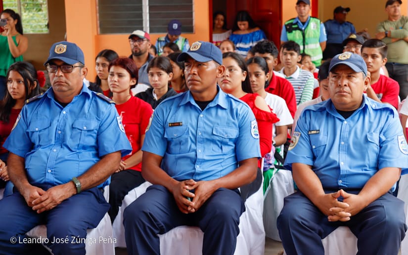 BOMBEROS37