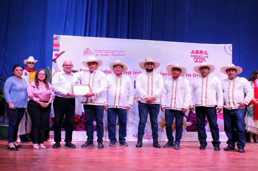 DANZA19