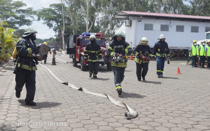 BOMBEROS-6