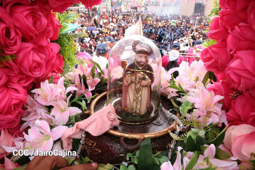 SANTO-(19)