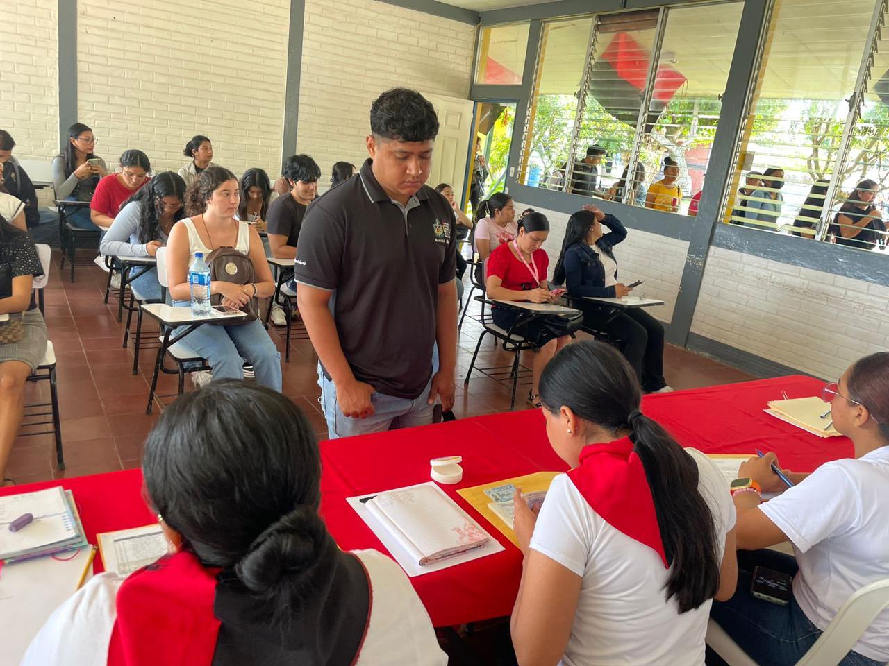 BECAS4