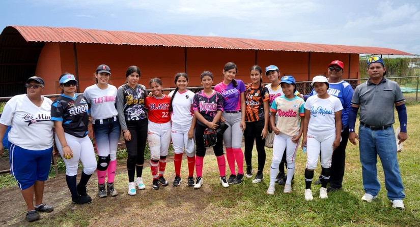 SOFTBOL-MINED-6