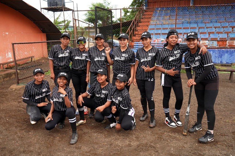 SOFTBOL-MINED-7