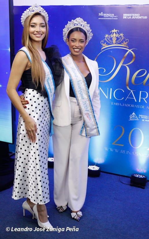 REINAS1